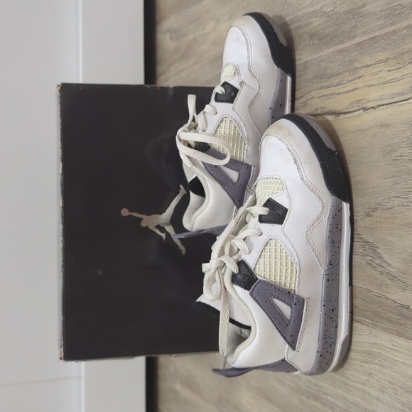 JORDAN 4 RETRO NIKE Kid's US 10c - Picture 4 of 6